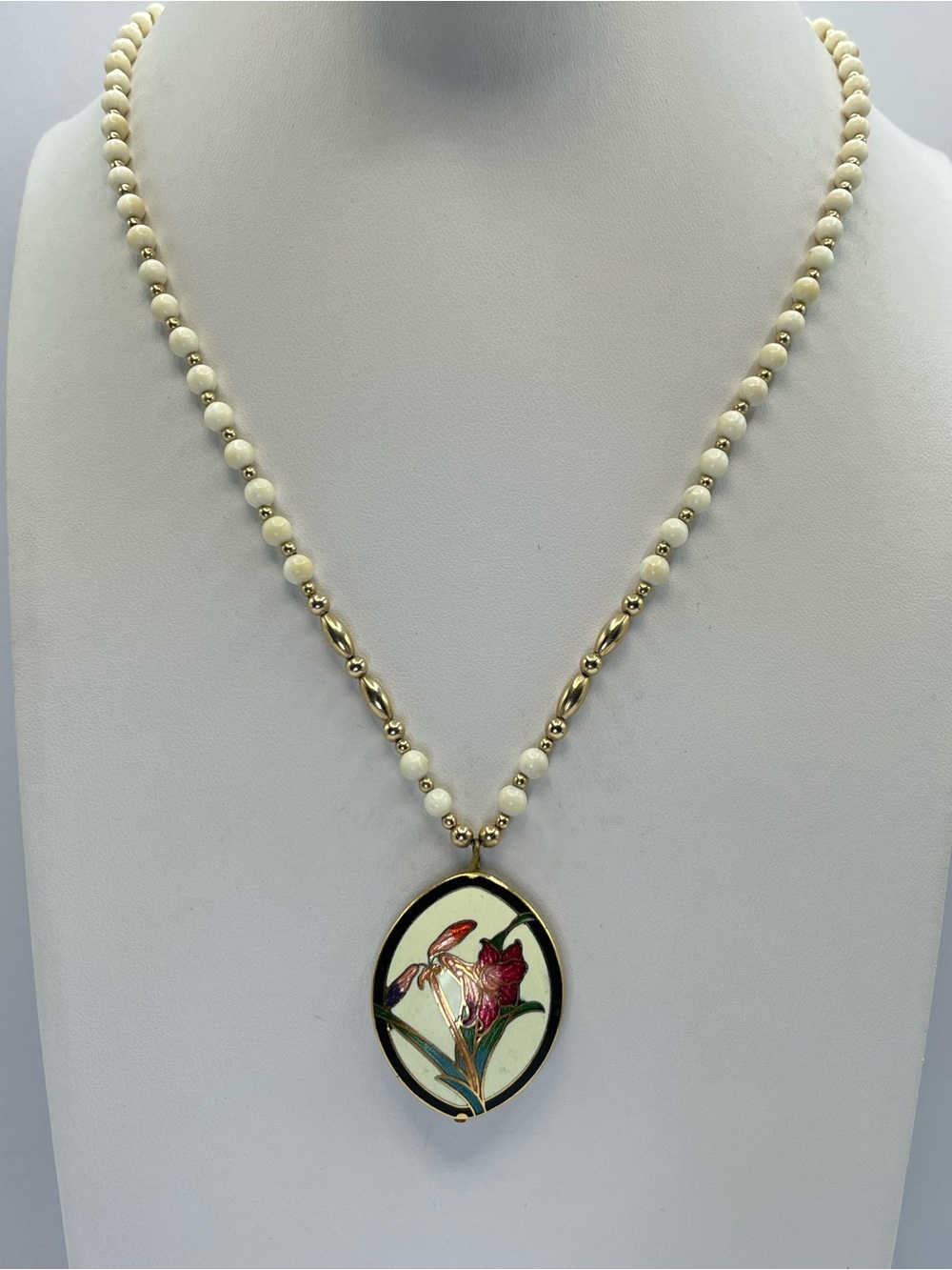 Vintage Cloisonné Floral Pendant Necklace Cream Beaded Gold Tone Statement